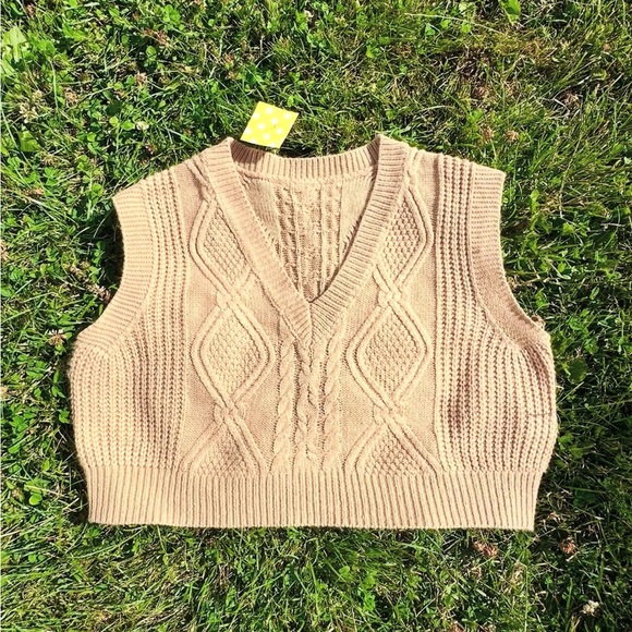 Tops - Cropped Tan Cable Knit Sleeveless Sweater Vest